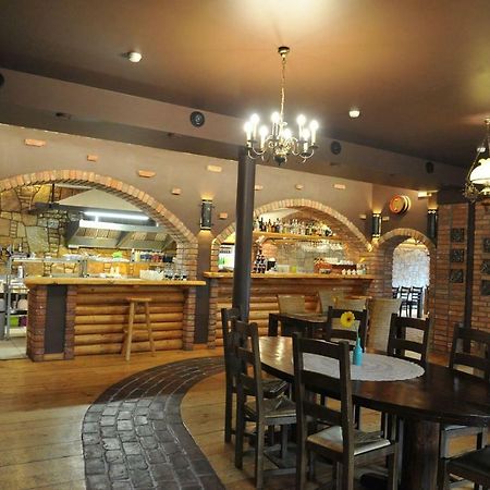 Hotel Klidzina Skriveri 外观 照片